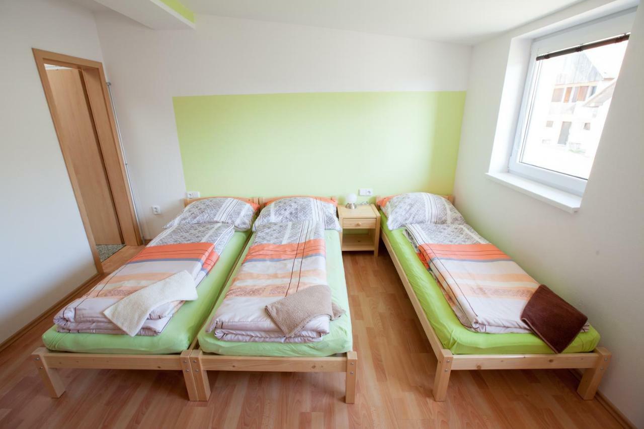 Sklipek Vinarstvi Paul Hotel Velke Bilovice Exterior photo